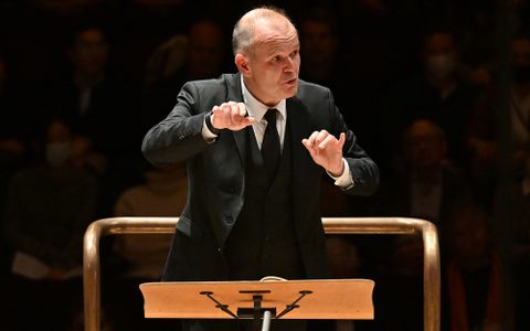 Conductor François-Xavier Roth